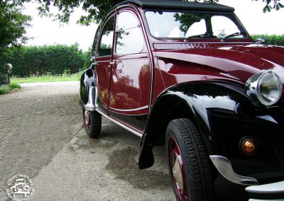 2cv_charleston_bordeauxzwart_02