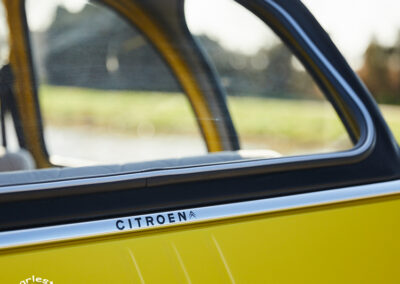 2cv_CharlestonGeelzwart_03